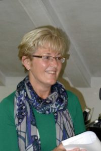 Aus persönlichen Gründen musste die VLAB-Schatzmeisterin Brigitte Grünbauer von ihrem Ehrenamt zurücktreten.